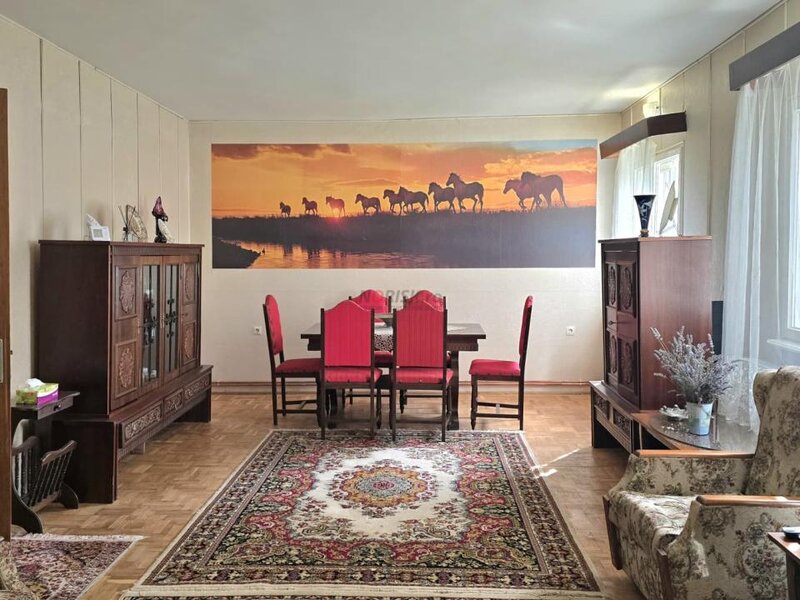 Albestii de Arges, casa de vacanta la munte, la pret de apartament