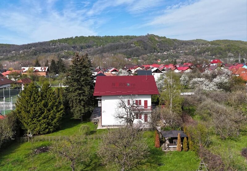 Albestii de Arges, casa de vacanta la munte, la pret de apartament