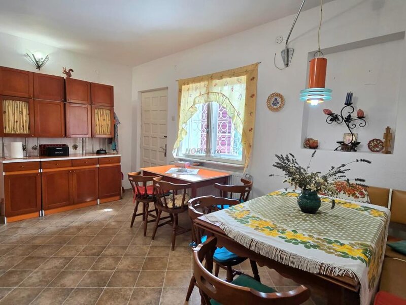 Albestii de Arges, casa de vacanta la munte, la pret de apartament