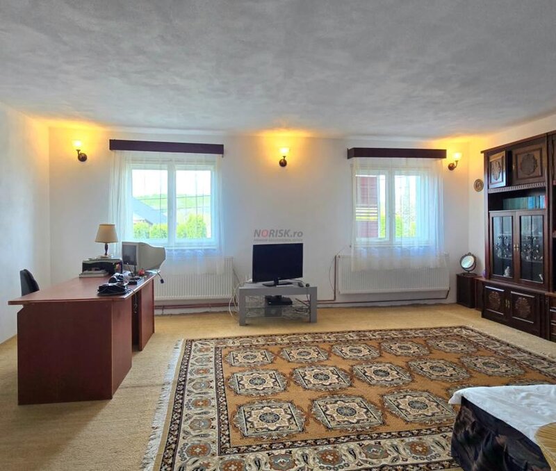 Albestii de Arges, casa de vacanta la munte, la pret de apartament